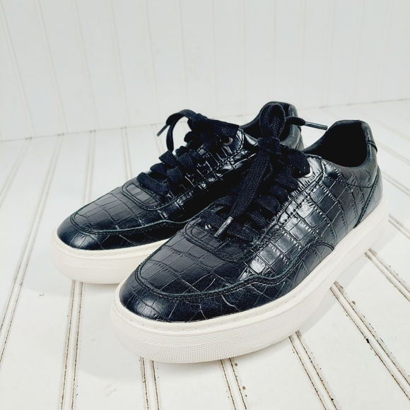 NEW Geox Respira Black Reptile Pattern White Outsole Lace Up Sneakers D198 - Picture 2 of 12